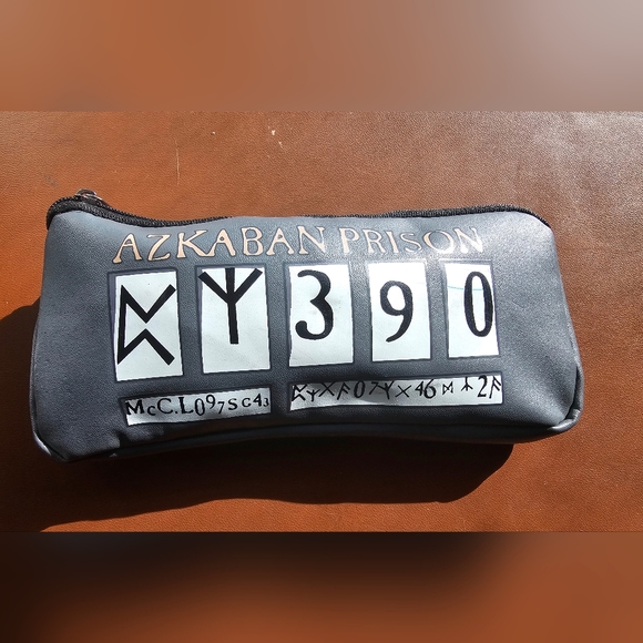 Harry Potter Prisoner Of Azkaban makeup clutch 2017 loot crate exclusive pouch - Picture 2 of 6
